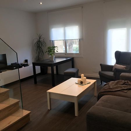 Beach House Castelldefels Luaran gambar
