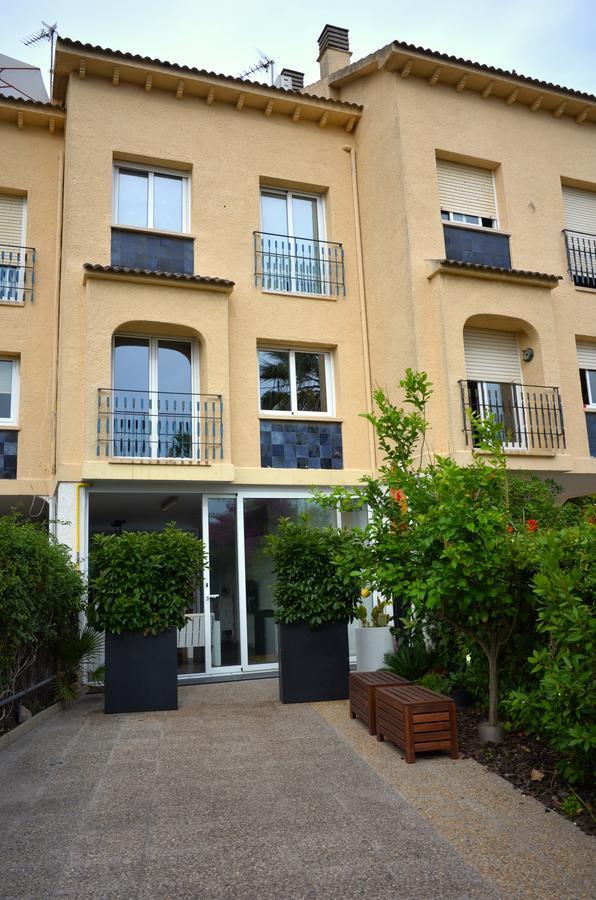 Beach House Castelldefels Luaran gambar
